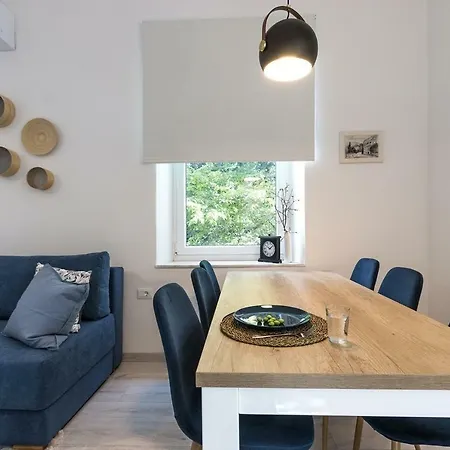 *** Lounge Terrace Apartment With The Harbour View / City Centre *** Pula Exterior photo